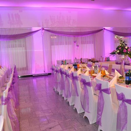 Hotel Dyminy Κίελτσε Εξωτερικό φωτογραφία