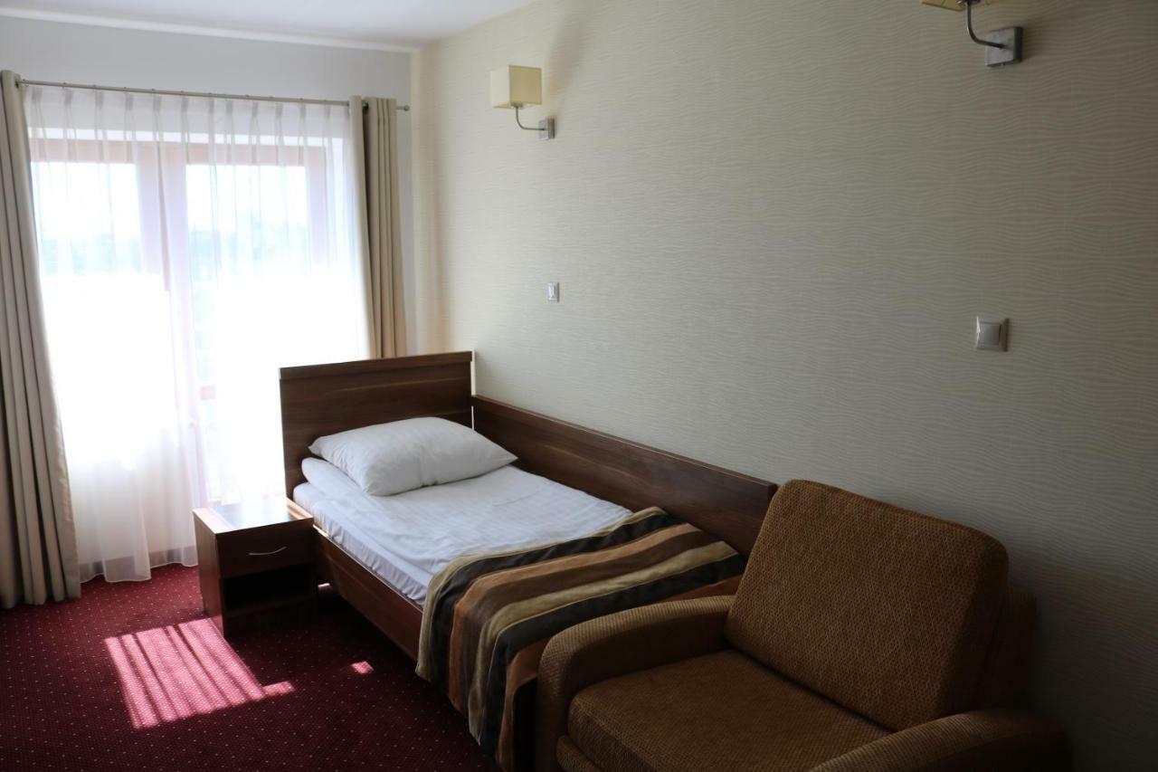 Hotel Dyminy Κίελτσε Εξωτερικό φωτογραφία