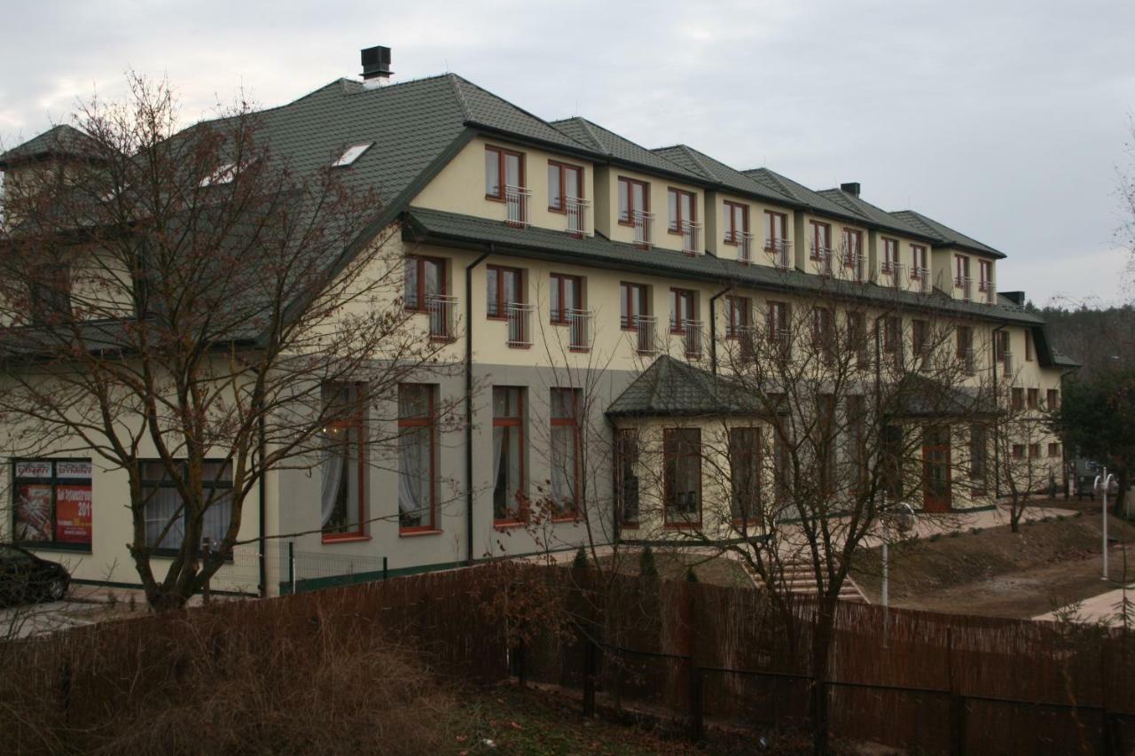 Hotel Dyminy Κίελτσε Εξωτερικό φωτογραφία