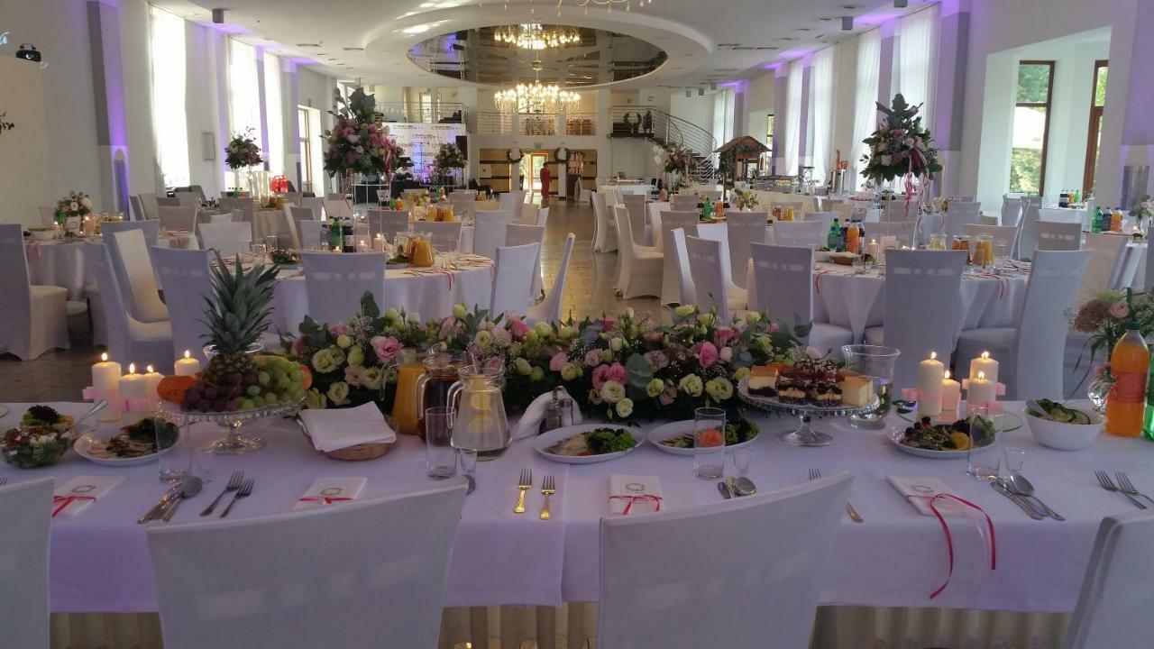 Hotel Dyminy Κίελτσε Εξωτερικό φωτογραφία