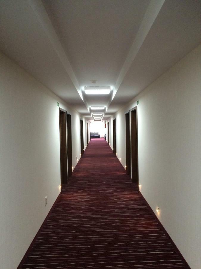 Hotel Dyminy Κίελτσε Εξωτερικό φωτογραφία