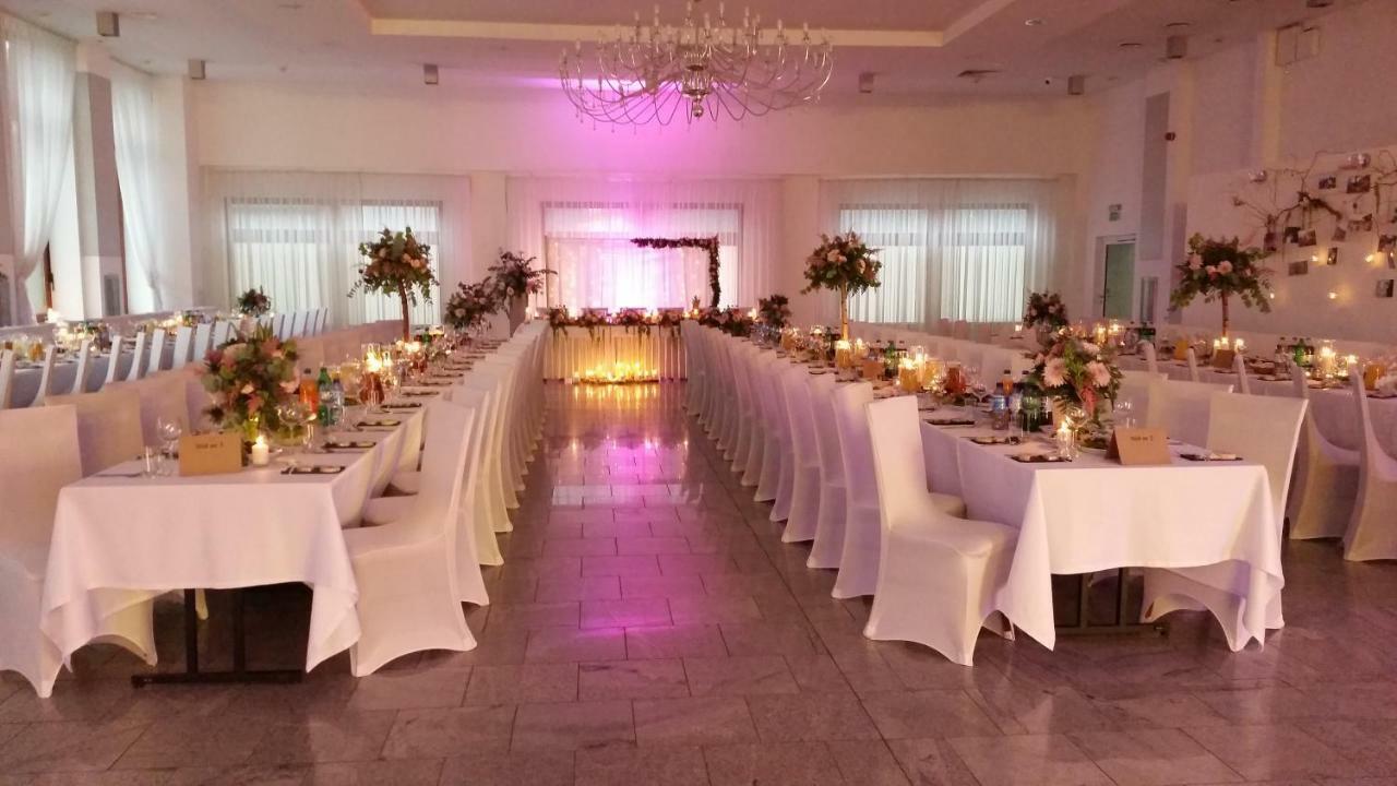 Hotel Dyminy Κίελτσε Εξωτερικό φωτογραφία