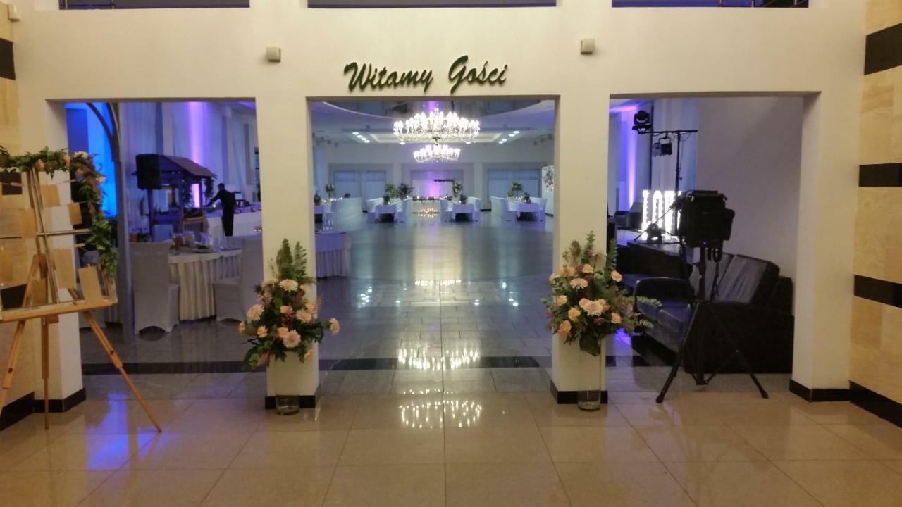 Hotel Dyminy Κίελτσε Εξωτερικό φωτογραφία